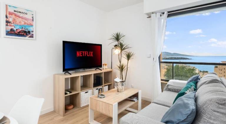 Beautiful rental apartment | Perfect for remote work | Pet-friendly — photo 2