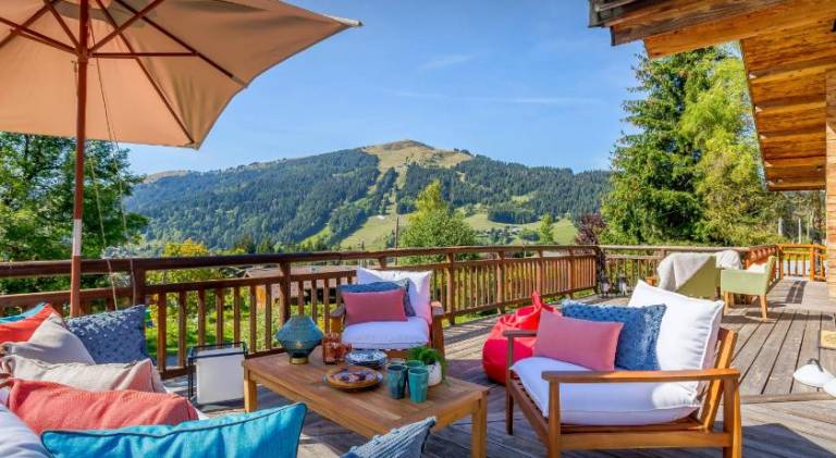 Chalet with hot tub | Ski nearby | Pets allowed in Les Gets