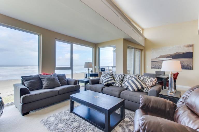 Condo Rockaway Beach