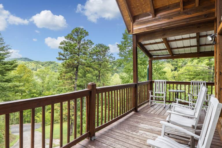 Cabin with private pool & terrace — photo 5