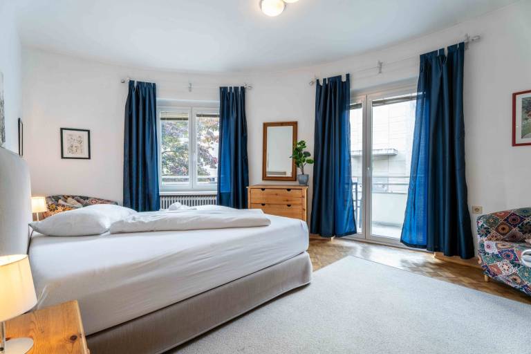 Child-friendly rental apartment | City view | Ski nearby | Suitable for remote work | Pets allowed in Zell am See