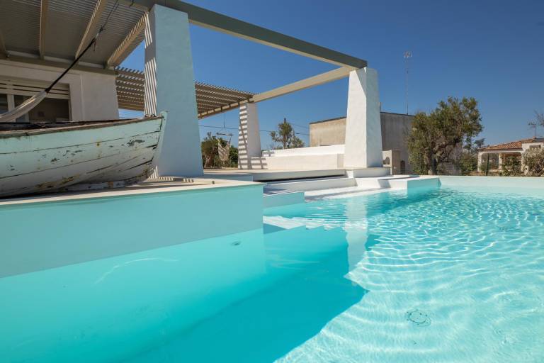 Vacation home with patio, yard & pool — photo 4