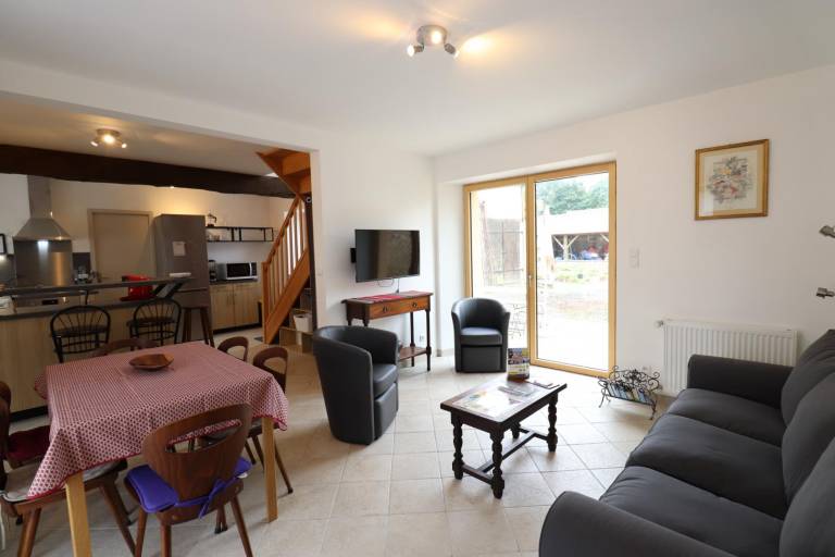 Fully equipped pleasant gite with BBQ, yard & terrace | Dogs allowed — photo 2