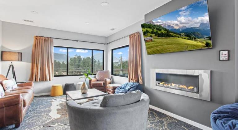 Lodge with jacuzzi, pool & BBQ | Pets are welcome — photo 2
