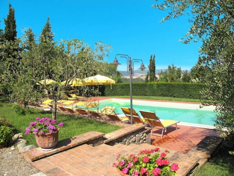 Villa  Lajatico