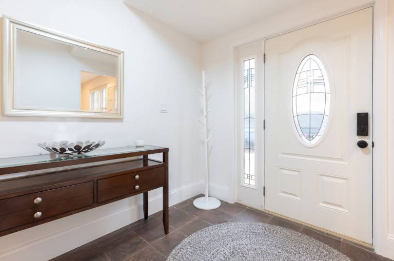 Family-oriented apartment with grill & garden | Suitable for remote work | Pets are welcome — photo 3