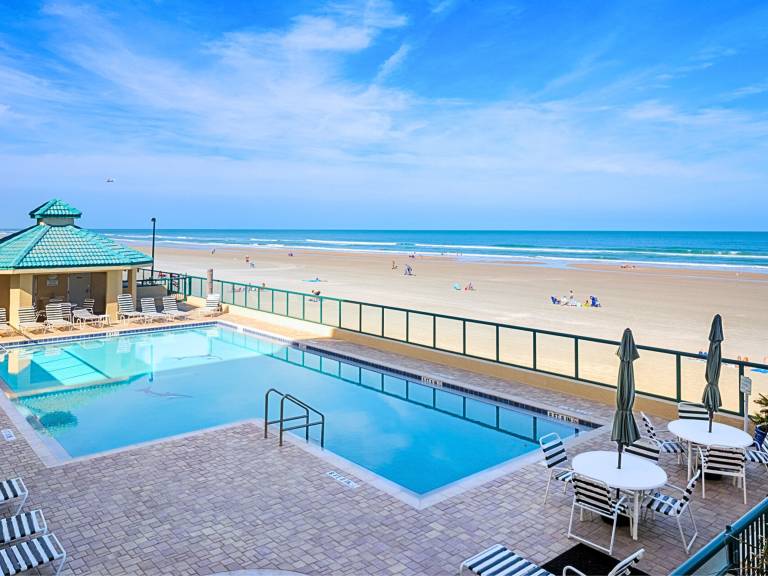 9862TPI22102PCNCO Towers 2 Ocean Towers 2102