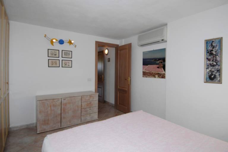 116_ Apartment surrounded by greenery, with parking, swimming pool and direct beach access. — photo 5