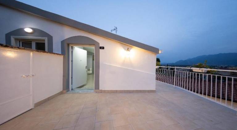 AFFITTACAMERE al CASTELLO AIROLA BN — photo 3