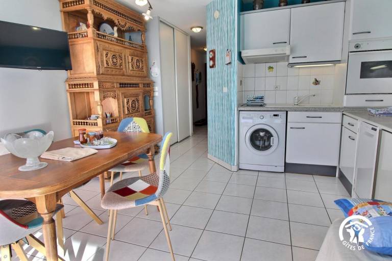 Gite with patio | Sea view — photo 3
