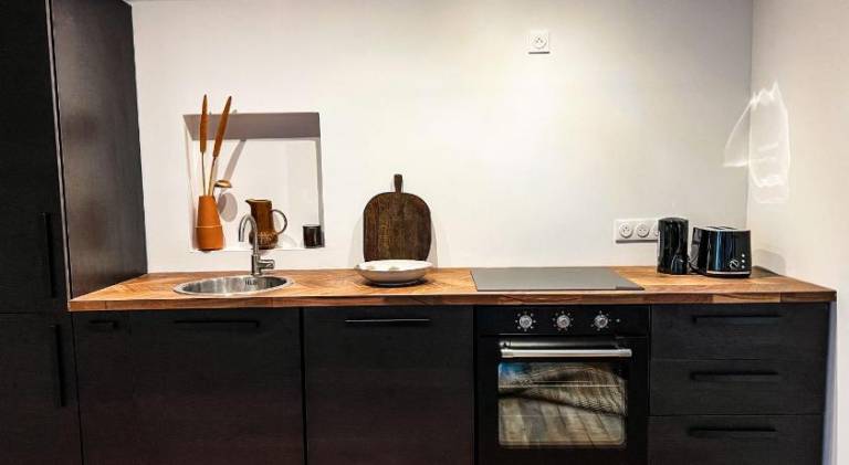Apartment with terrace — photo 4