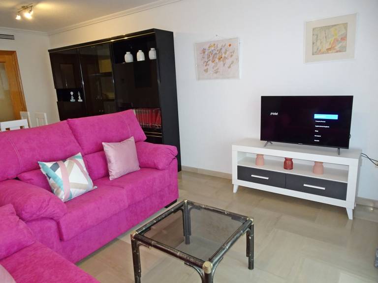 Family-friendly apartment with patio, yard & pool | Close to the beach | Pets allowed — photo 4