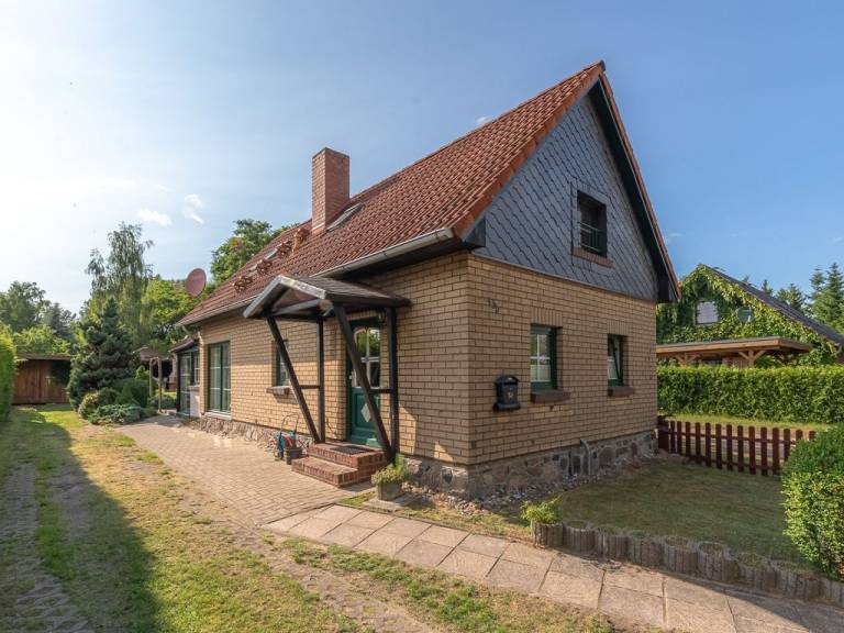 Ferienhaus  Jabel