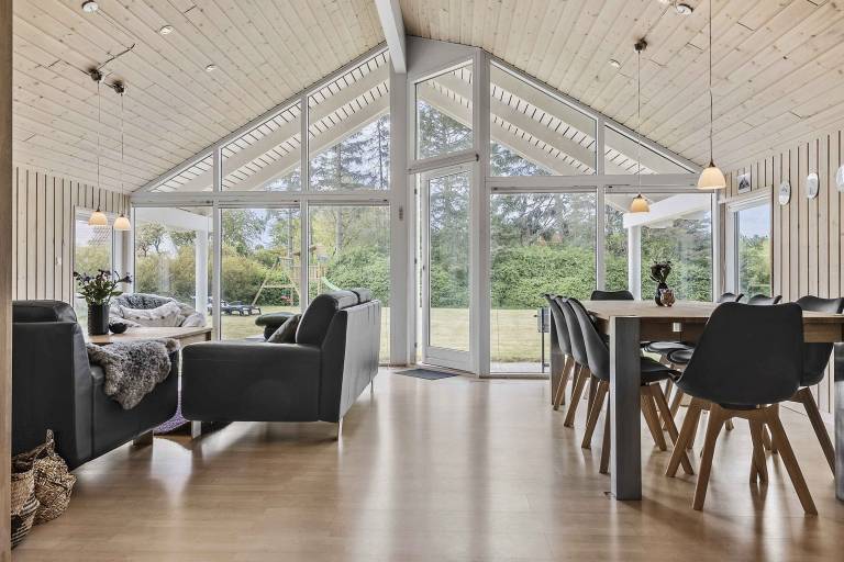 Family-friendly house with yard & terrace | Dogs allowed — photo 5