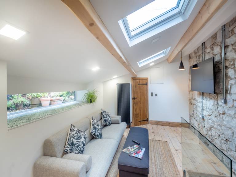 Cottage with garden | Water view — photo 5
