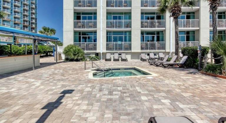 Rental apartment with jacuzzi & pool | Next to the beach | Pets allowed — photo 2