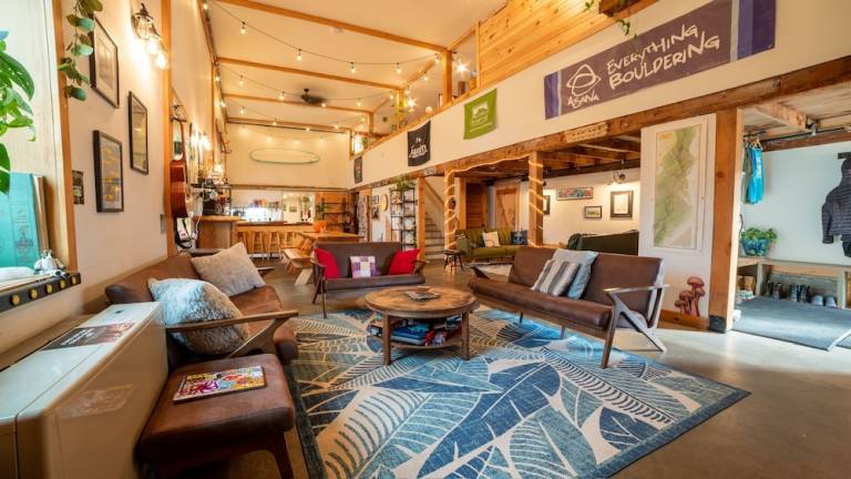 Hostel  Rumney