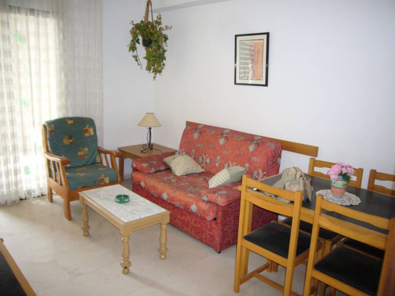 Children-friendly rental apartment with garden, patio & pool | City view | Pets allowed — photo 3