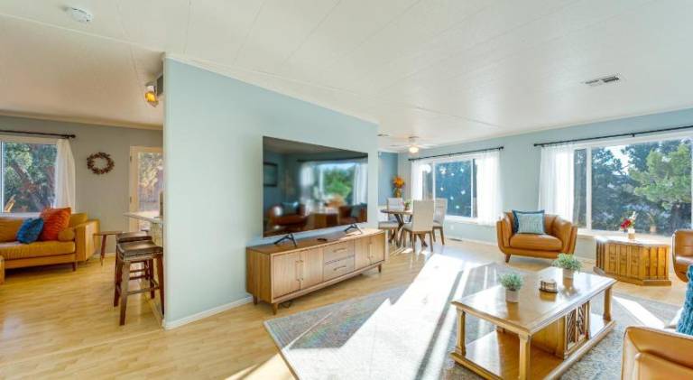 Charming vacation home | Pets are welcome — photo 3