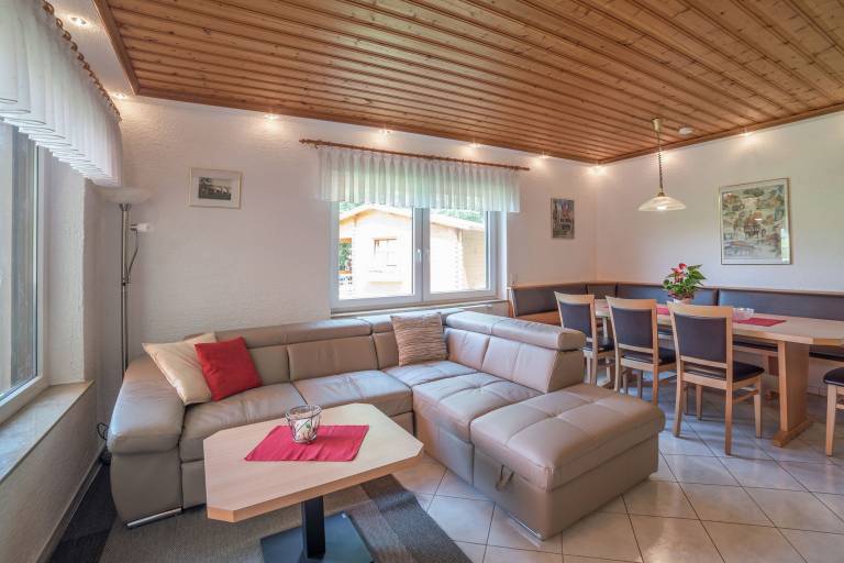 Family-oriented beautiful holiday apartment with grill, terrace & yard | Nature view | Pets are welcome — photo 4