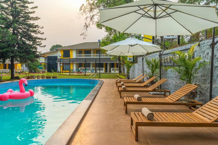 The Hosteller Lonavala City Centre