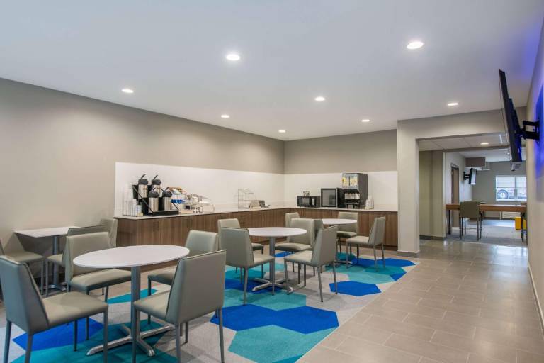 Microtel Inn & Suites by Wyndham Anderson/Clemson — photo 5