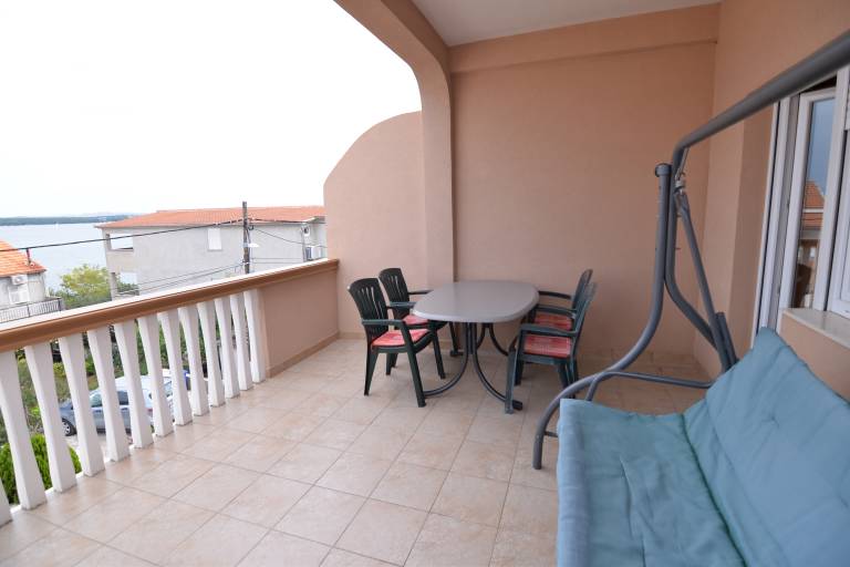 Apartman Tkon