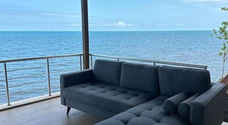 Trabzon 4 storey Villa-House by the sea - Denize sıfır 4 katlı mustakil Villa - Ev — photo 2