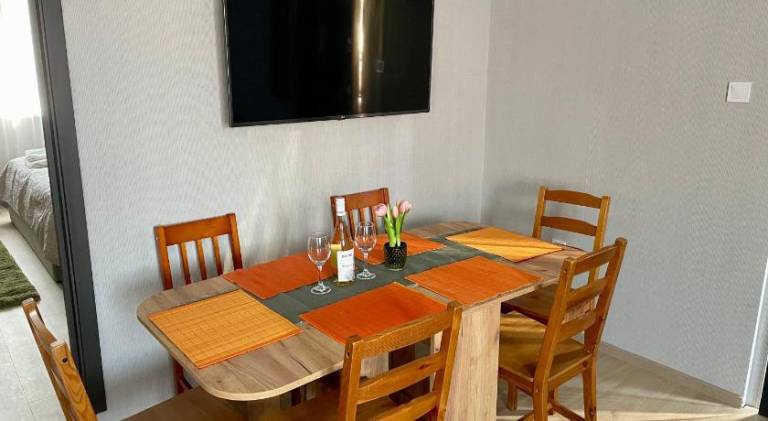 Apartment with garden, patio & grill — photo 4