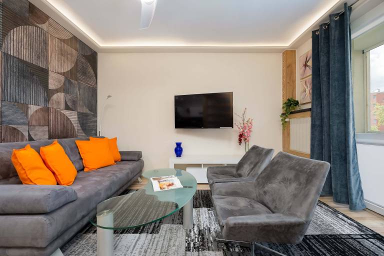 Dickensa 10 Warsaw Comfortable Apartment Near Park Szcz liwicki in Warsaw