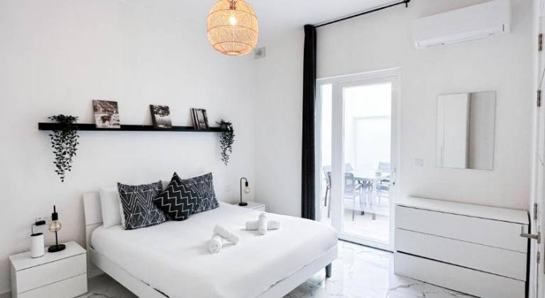 Sliema 2BR Backyard Flat by Arco Collection — photo 2