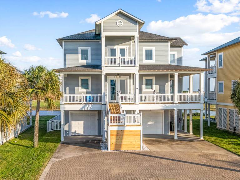 Blu Pearl in Galveston, TX