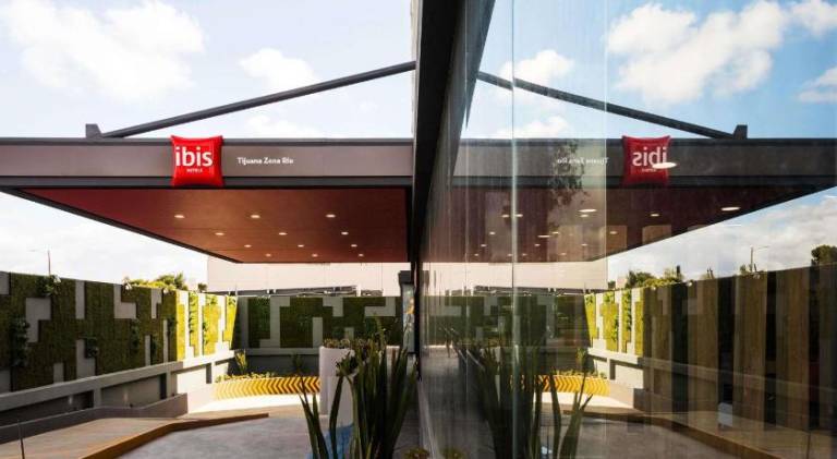 Ibis Tijuana — photo 5