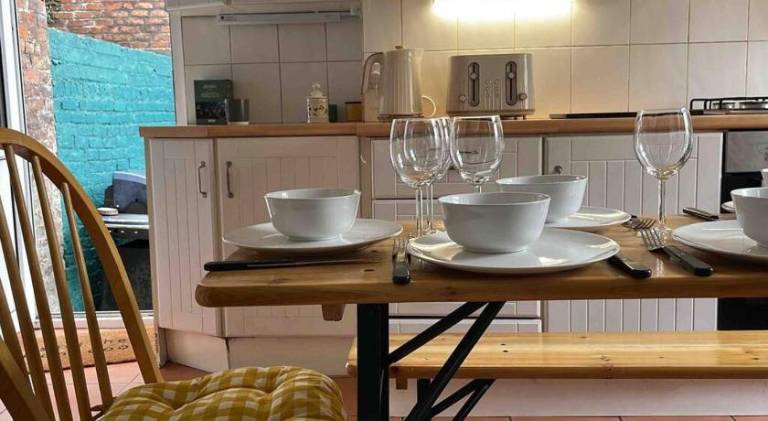 Villa with 5 rooms for 12 persons — photo 3