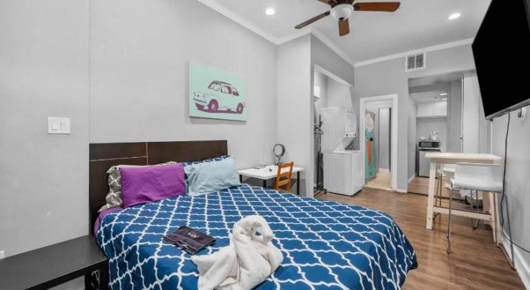 Holiday apartment | Pet-friendly in Houston, TX