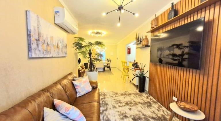 Spacious holiday apartment | Beach nearby | Pet-friendly in Praia Grande