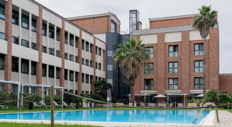 Mercure Rome Leonardo da Vinci Airport — photo 2