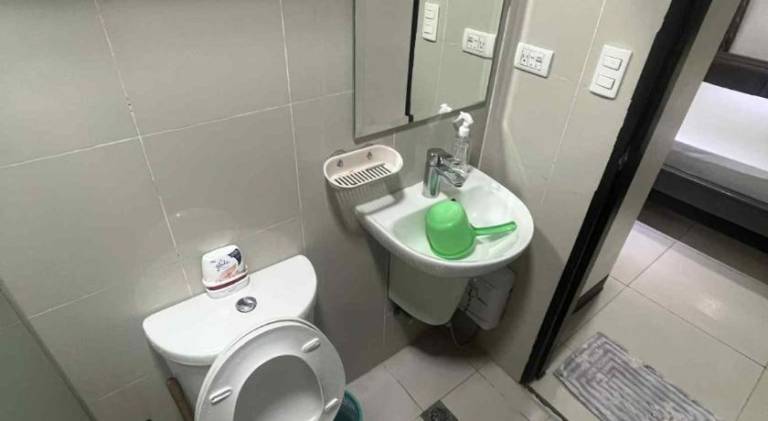 Serviced apartment with terrace & yard — photo 4