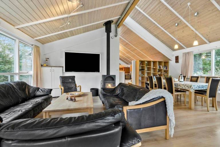 Fully equipped house with hot tub, barbecue & terrace | Pets are welcome — photo 2