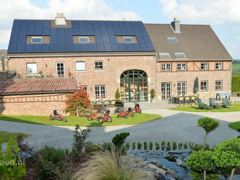 House with yard, terrace & barbecue in Liege