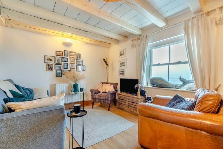 Children-friendly cottage | Water view | Next to the beach | Dogs allowed in Whitby