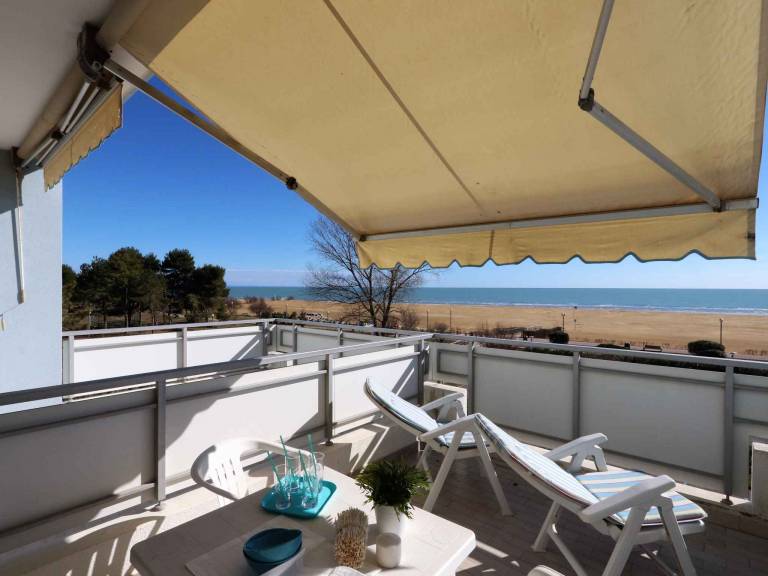 Rental apartment with 3 rooms for 8 persons — photo 2