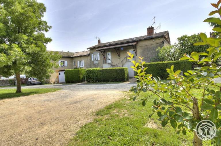 Ferienhaus in Saint-Julien, Blacé für max. 7 Personen Ferienhaus in Saint-Julien, Blacé für max. 7 Personen