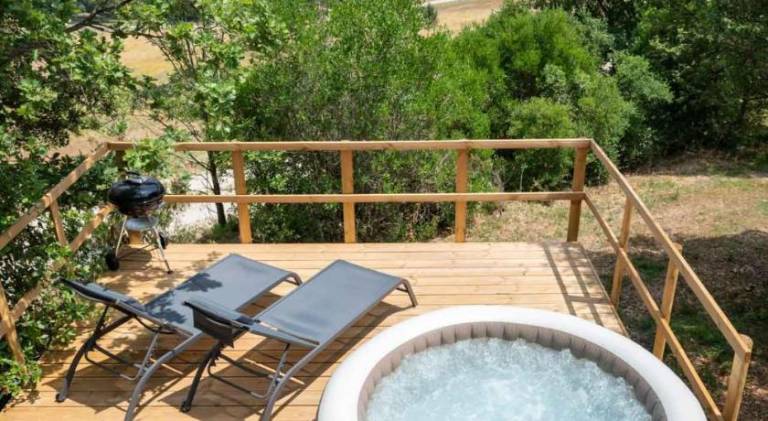 Tent with terrace, pool & yard | Pets allowed — photo 5