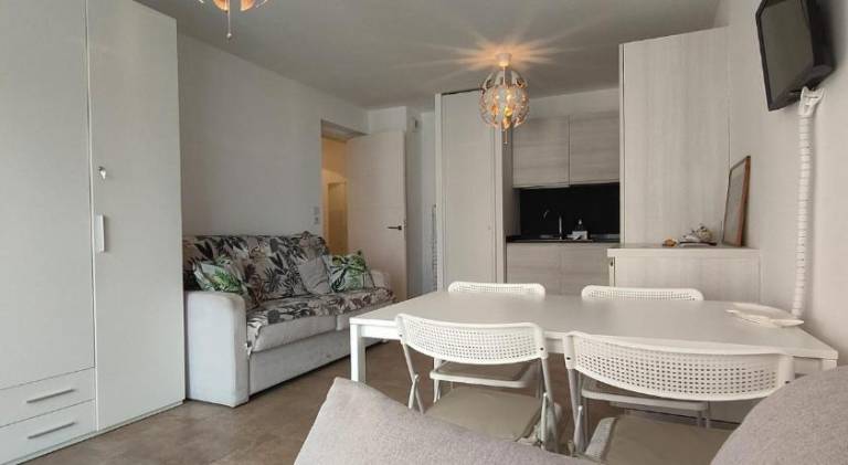 Nice rental apartment | Next to the beach | Pets allowed in Menton