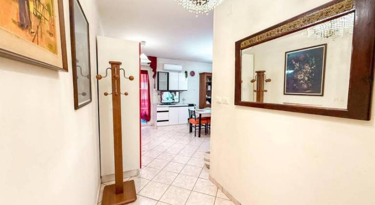 Apartment with 2 rooms for 5 persons — photo 4