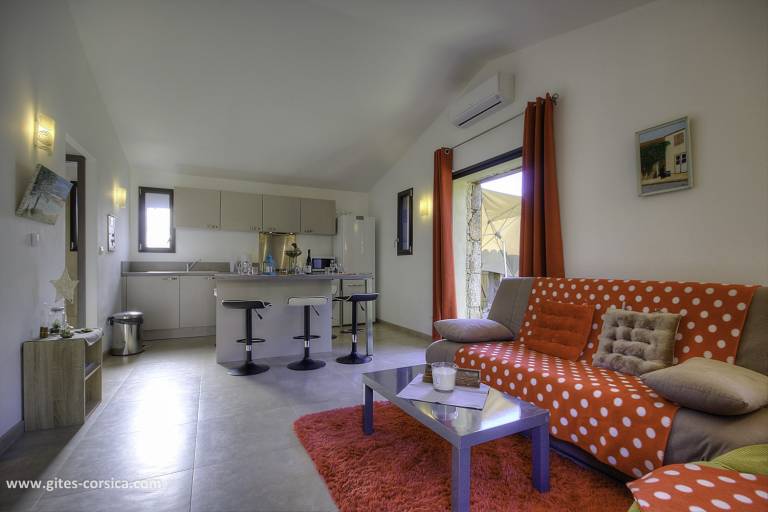 Fully equipped gite with grill, heated pool & garden | Mountain view | Pets are welcome — photo 5