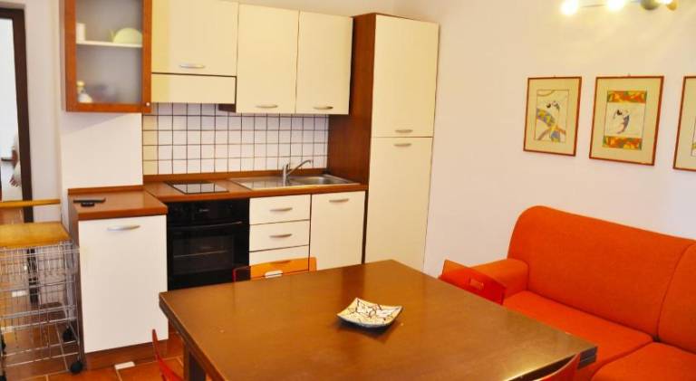 Rental apartment with terrace — photo 3