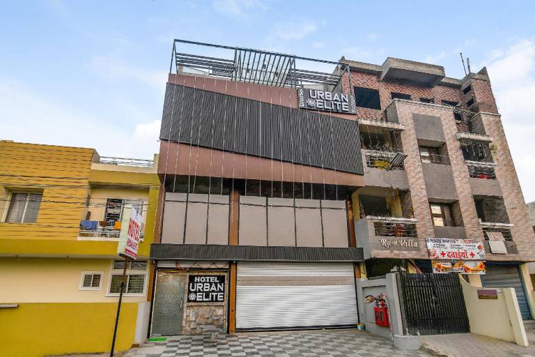 Super Townhouse Meghdoot Garden Formerly Urban Elite in Indore