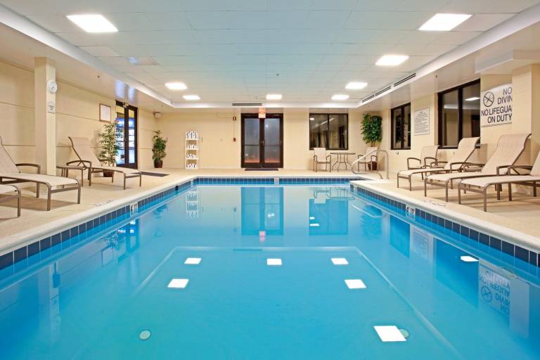 Holiday Inn Express Richmond Airport By IHG — photo 2